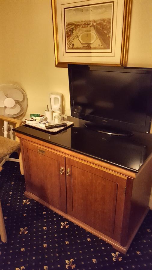 New Oscar Hotel Windsor Luaran gambar